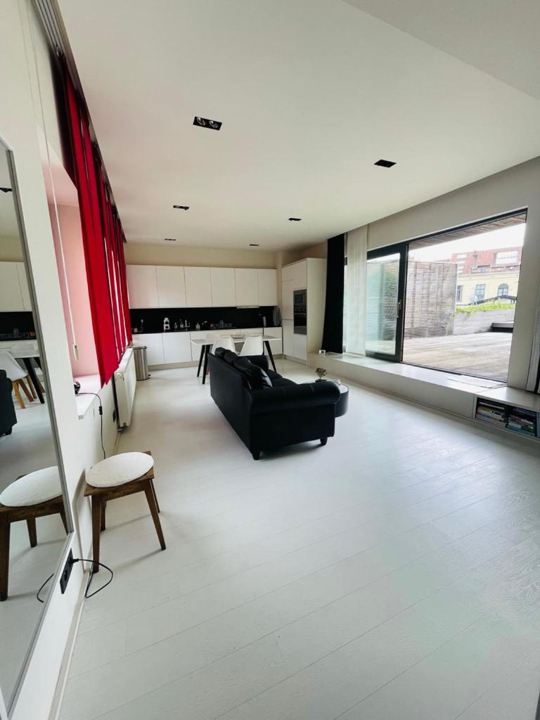 Down Town Penthouse With Private Parking Apartment Brussels Exterior photo